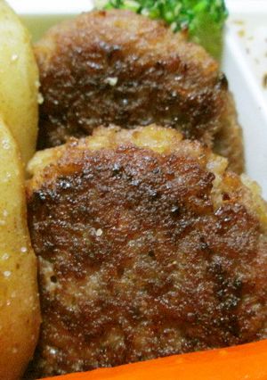 うずら卵で作るお弁当ハンバーグ-レシピのメイン写真