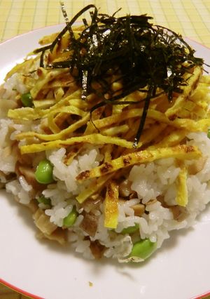 おでんの残りで(煮しめでも)~ちらし寿司-レシピのメイン写真