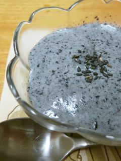 黒ごまプリン-レシピのメイン写真