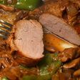 豚ヒレ肉の蒸し焼き野生キノコソース