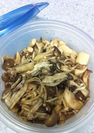 ルクエDE醤油麹きのこ☆常備菜-レシピのメイン写真