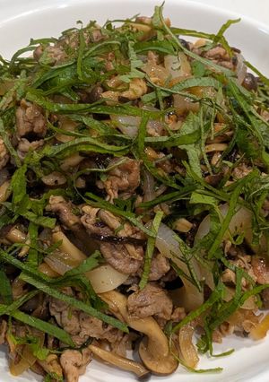 豚こまとしめじの大葉塩昆布炒め-レシピのメイン写真