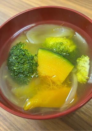 ブロッコリーとかぼちゃの和風スープ-レシピのメイン写真