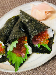 手抜き寿司🤣😂🤣😂持つべきは料理上手な友-レシピのメイン写真
