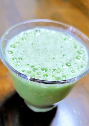 夏の体に!バナナとキュウリのスムージー-レシピのメイン写真