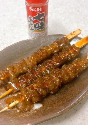 冷凍こんにゃくの鶏皮串風-レシピのメイン写真