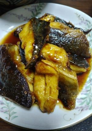 ぶりあらで食べ応え抜群の照り焼き-レシピのメイン写真