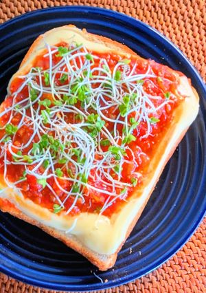 ミートソーストースト-レシピのメイン写真