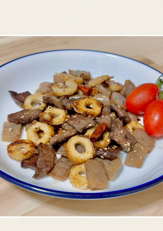 ちくわとコンニャクと牛肉の甘辛炒め。-レシピのメイン写真
