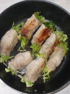 キャベツ豚肉巻き♪簡単レシピ材料2つ-レシピのメイン写真