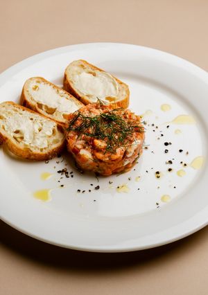 サーモンのタルタル-レシピのメイン写真