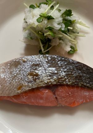 フライパンで焼く塩鮭-レシピのメイン写真