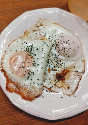 粉チーズでパリパリの目玉焼き-レシピのメイン写真