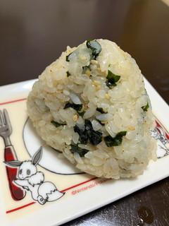 わかめおにぎり-レシピのメイン写真