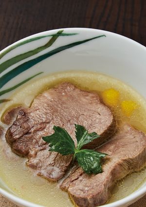炊飯器で簡単！厚切り牛タンを楽しむゆでタンスープ-レシピのメイン写真