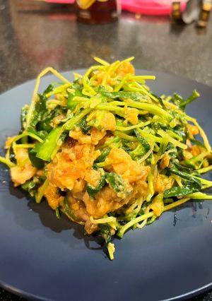 【男料理】子供と食べる豚肉豆苗入りニラ玉-レシピのメイン写真