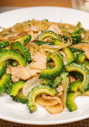 ゴーヤと豚バラ肉のオイスターソース炒め-レシピのメイン写真