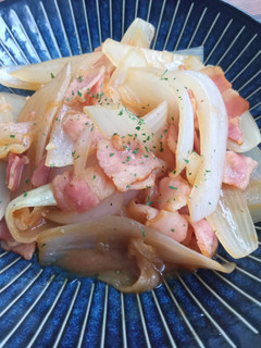 新玉ねぎ&ベーコンのガーリック醤油炒め♪-レシピのメイン写真