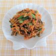 魚缶入り人参しりしりー