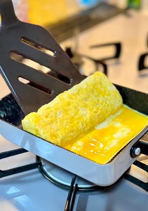 フライ返しで！基本の玉子焼き-レシピのメイン写真