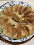 新玉葱入り揚げ焼き餃子🥟