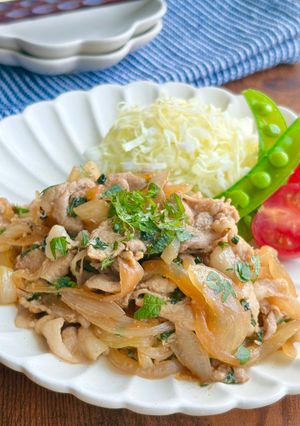しそ香る♡豚こま肉と新玉ねぎの生姜焼き-レシピのメイン写真