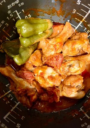 手羽元とピーマンのトマト味噌煮-レシピのメイン写真