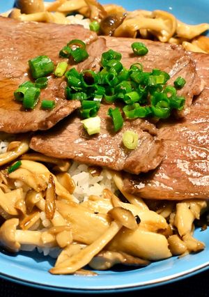 3種キノコのカルビ丼-レシピのメイン写真