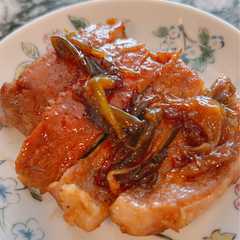รูปของ 豚肉のチャーシュー風煮込み