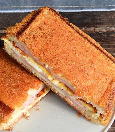 カリカリチーズのホットサンド-レシピのメイン写真