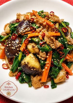 【野菜消費！】豚肉とナス🧧旨酸あん炒め🐼-レシピのメイン写真