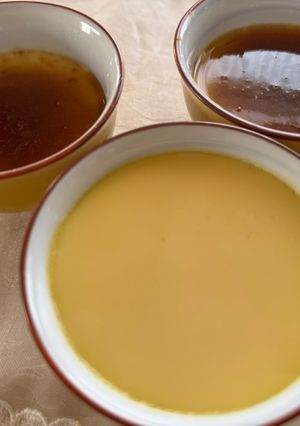 湯呑みお茶碗でとろとろ黒糖豆乳プリン-レシピのメイン写真