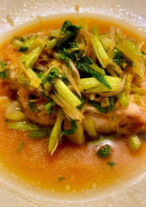 チキンステーキ　セロリと生姜のソース-レシピのメイン写真