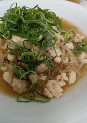 包丁もまた板も不要！！鶏ひき肉ともやしの簡単炒め-レシピのメイン写真