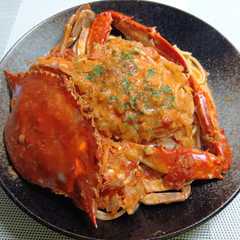 A picture of 渡り蟹の濃厚トマトクリームソースパスタ.