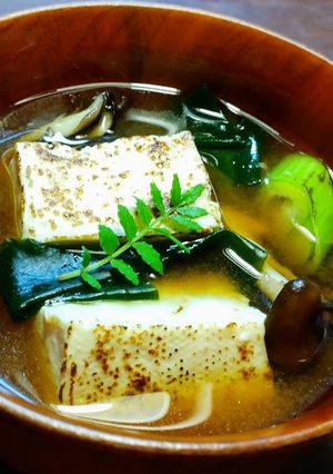 バーナー焼き豆腐,黒舞茸,長葱のお味噌汁-レシピのメイン写真