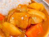 具が大きい！鶏もも肉のカレー