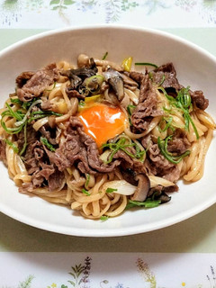 ランチに!牛肉と長ネギのすき焼きうどん-レシピのメイン写真
