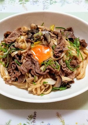 ランチ!牛肉きのこ長ネギすき焼きうどん-レシピのメイン写真