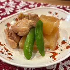 A picture of 鶏肉と大根の梅風味.