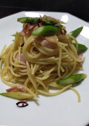 アスパラとベーコンのペペロンチーノ-レシピのメイン写真