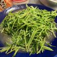 豆苗の炒め物