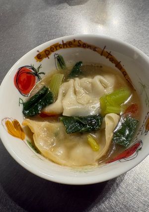 小松菜と餃子のスープ-レシピのメイン写真