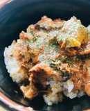 毎日のしろごはん●かんづめ丼／鯖味噌缶丼