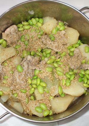 すり胡麻肉ジャガ♪簡単レシピ元気を補う-レシピのメイン写真