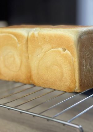 HBとパン型を使った米粉食パン-レシピのメイン写真