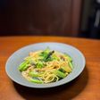 旨い小松菜と冷凍しじみのバター醤油パスタ