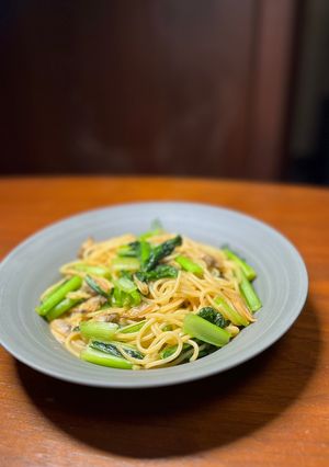 旨い小松菜と冷凍しじみのバター醤油パスタ-レシピのメイン写真