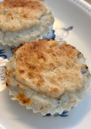 サワラとチーズのハンバーグ風カップケーキ-レシピのメイン写真
