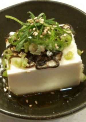 簡単おつまみ！塩昆布で温やっこ♪-レシピのメイン写真